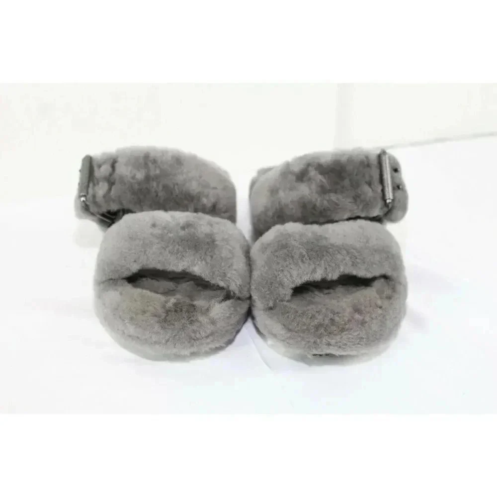 ladies UGG sandals size 7 clean